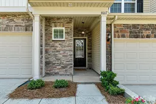 6017 Carrollton Ln, Charlotte, NC 28210 - Photo 3