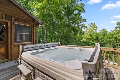 237 Biltmore Circle, Bryson City, NC 28713 - Photo 3