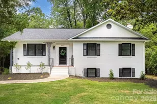 6614 Old Providence Rd, Charlotte, NC 28226 - Photo 1