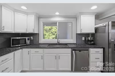 104 31st Avenue NE, Hickory, NC 28601 - Photo 21