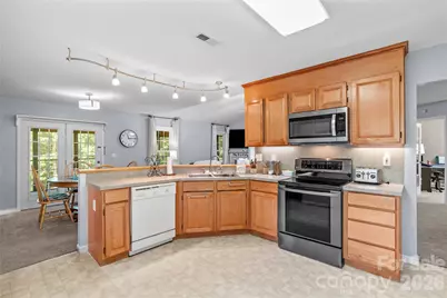 104 Parkers Grove Lane, Statesville, NC 28677 - Photo 9