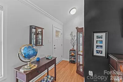 107 Twin Lakes Drive, Statesville, NC 28625 - Photo 5