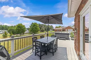 107 Twin Lakes Dr, Statesville, NC 28625 - Photo 41