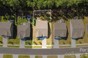 141 Rhuidean Ct, Troutman, NC 28166 - Photo 35