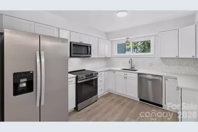 11518 Turn Stone Court, Charlotte, NC 28226 - Photo 5