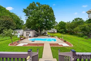 927 Victoria Ave, Kannapolis, NC 28081 - Photo 5