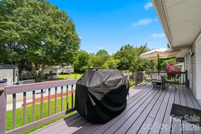 927 Victoria Avenue, Kannapolis, NC 28081 - Photo 9