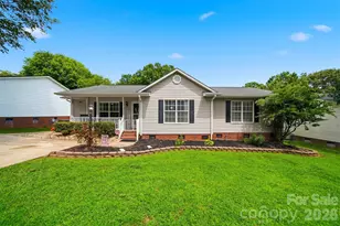 927 Victoria Ave, Kannapolis, NC 28081 - Photo 1