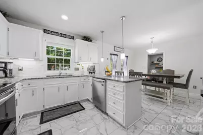 927 Victoria Avenue, Kannapolis, NC 28081 - Photo 3