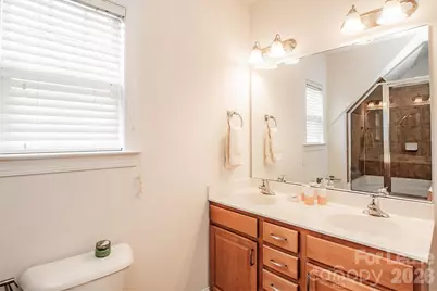 315 Woodvale Place, Charlotte, NC 28208 - Photo 19