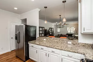 315 Woodvale Pl, Charlotte, NC 28208 - Photo 13