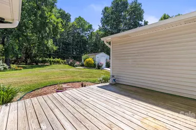 6325 Ellesmere Court, Charlotte, NC 28227 - Photo 37