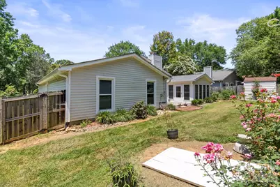 6325 Ellesmere Court, Charlotte, NC 28227 - Photo 43