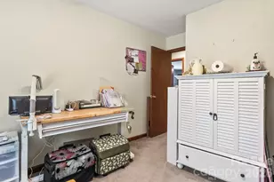 6325 Ellesmere Ct, Charlotte, NC 28227 - Photo 31