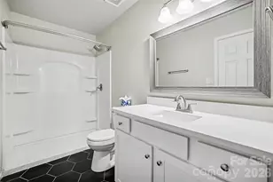 6111 Whispering Brook Ct, Charlotte, NC 28216 - Photo 35