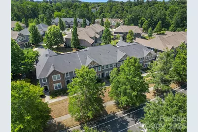 6658 Berewick Commons Parkway, Charlotte, NC 28278 - Photo 3
