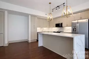 4620 Piedmont Row Dr, Charlotte, NC 28210 - Photo 11
