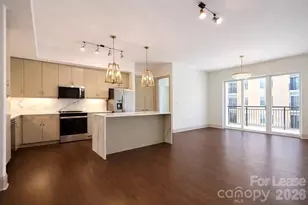 4620 Piedmont Row Dr, Charlotte, NC 28210 - Photo 9