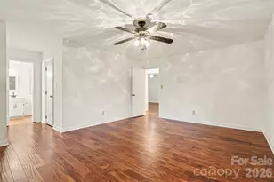 8225 Strawberry Ln, Charlotte, NC 28277 - Photo 23