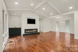 8225 Strawberry Ln, Charlotte, NC 28277 - Photo 7