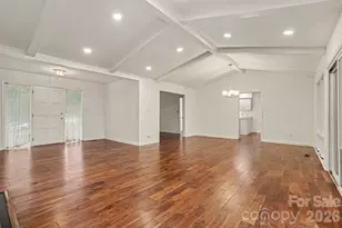 8225 Strawberry Ln, Charlotte, NC 28277 - Photo 9