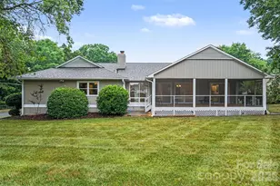 8225 Strawberry Ln, Charlotte, NC 28277 - Photo 33