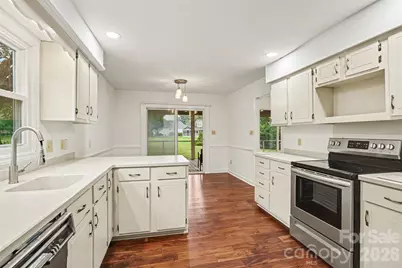8225 Strawberry Lane, Charlotte, NC 28277 - Photo 17