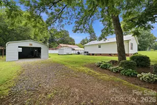 112 W 23rd St, Newton, NC 28658 - Photo 35