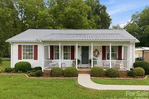 112 W 23rd St, Newton, NC 28658 - Photo 1