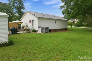 112 W 23rd St, Newton, NC 28658 - Photo 23