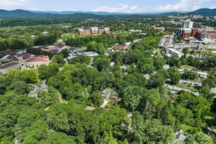 35 Grindstaff Dr, Asheville, NC 28803 - Photo 3