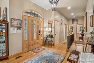 300 Pinnacle Peak Ln, Flat Rock, NC 28731 - Photo 17