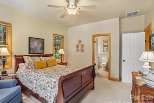 300 Pinnacle Peak Ln, Flat Rock, NC 28731 - Photo 23