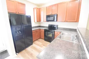9507 Longstone Ln, Charlotte, NC 28277 - Photo 13