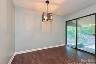 9111 Sharonbrook Dr, Charlotte, NC 28210 - Photo 11