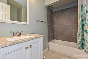 9111 Sharonbrook Dr, Charlotte, NC 28210 - Photo 19