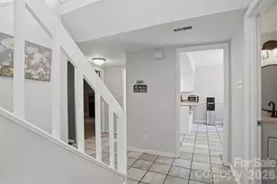 8338 Cricket Lake Dr, Charlotte, NC 28277 - Photo 3