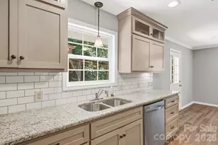 229 Rocky Ln, Lincolnton, NC 28092 - Photo 9