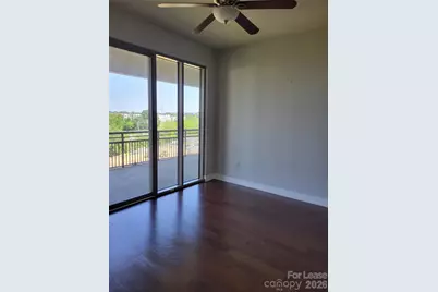 701 Royal Court #610, Charlotte, NC 28202 - Photo 5