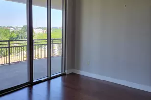 701 Royal Ct, Charlotte, NC 28202 - Photo 5