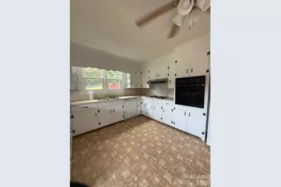 118 Olive Avenue, Lenoir, NC 28645 - Photo 17