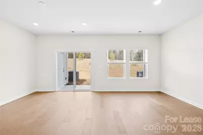 [Address not provided], Charlotte, NC 28216 - Photo 7