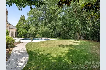 4523 Fox Brook Lane, Charlotte, NC 28211 - Photo 41