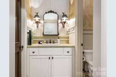 4523 Fox Brook Lane, Charlotte, NC 28211 - Photo 25
