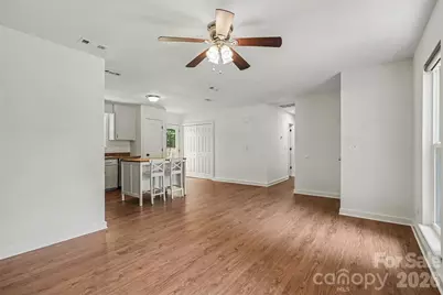 5301 Great Wagon Road, Charlotte, NC 28215 - Photo 9
