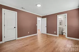 5301 Great Wagon Rd, Charlotte, NC 28215 - Photo 21