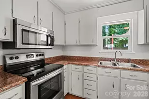 5301 Great Wagon Rd, Charlotte, NC 28215 - Photo 17