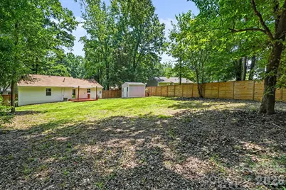 5301 Great Wagon Road, Charlotte, NC 28215 - Photo 33