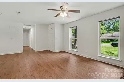 5301 Great Wagon Road, Charlotte, NC 28215 - Photo 5