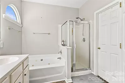 8600 Fieldcroft Drive, Charlotte, NC 28277 - Photo 19